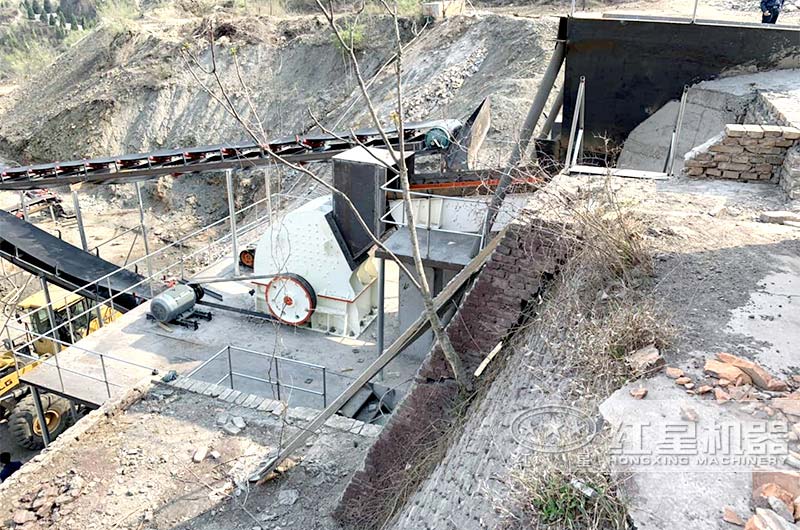 重錘式破碎機(jī)現(xiàn)場實拍