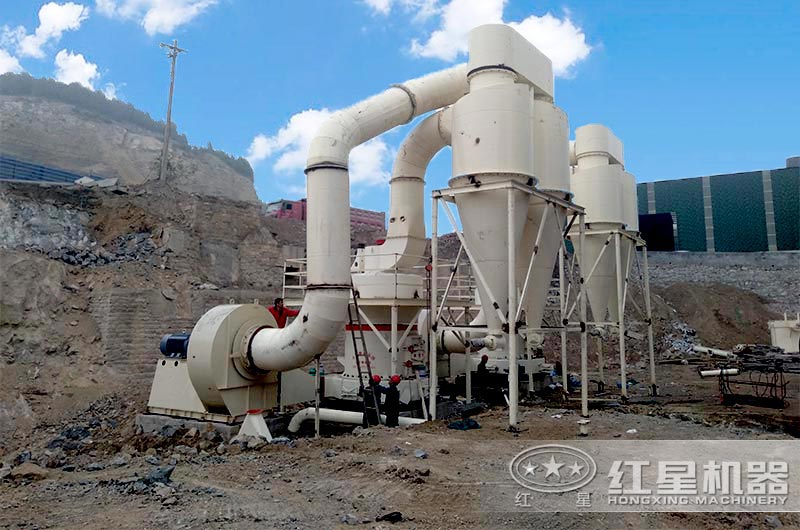 雷蒙磨粉機現(xiàn)場 雷蒙磨粉機現(xiàn)場