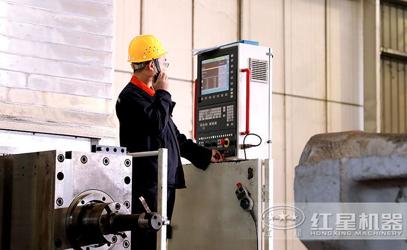 紅星機器-智能化生產(chǎn)設(shè)備，更加效能高