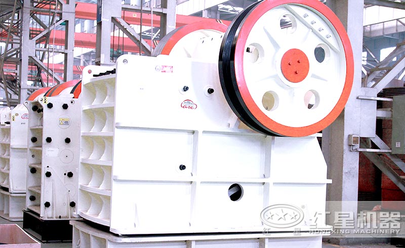 顎式青石粉碎機車間圖 顎式青石粉碎機車間圖