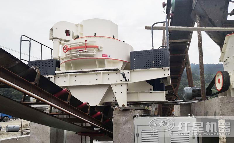 制砂現(xiàn)場(chǎng)實(shí)拍 制砂現(xiàn)場(chǎng)實(shí)拍