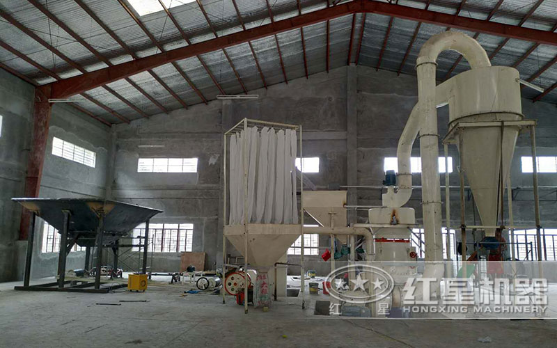 方解石磨粉設備現場一 方解石磨粉設備現場一