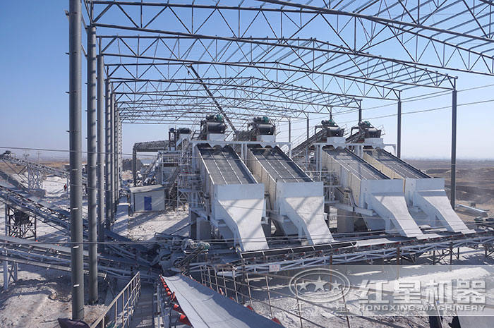 河北用戶配置的4臺(tái)振動(dòng)篩