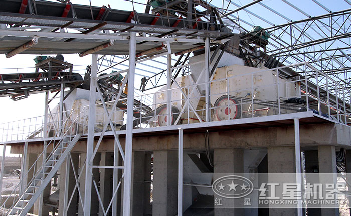 反擊式破碎機(jī)生產(chǎn)線現(xiàn)場