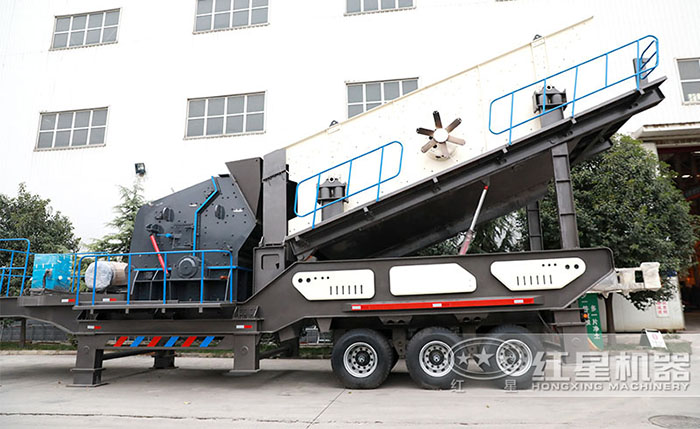 廠區(qū)擺放的建筑垃圾破碎設(shè)備 廠區(qū)擺放的建筑垃圾破碎設(shè)備