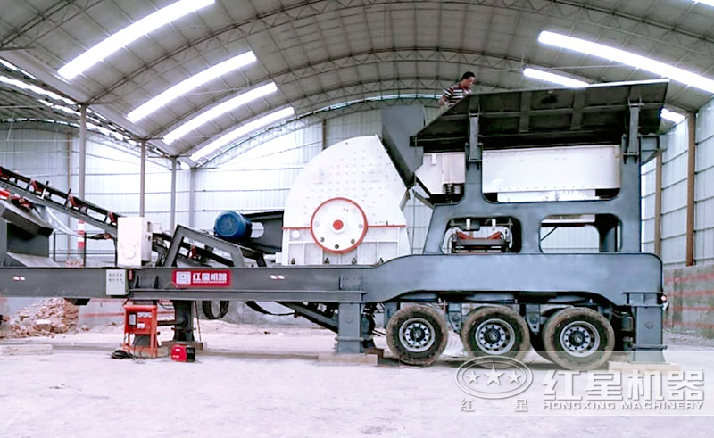 輪胎移動式煤炭破碎機 輪胎移動式煤炭破碎機