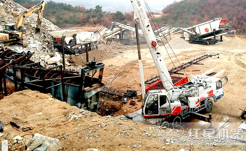 紅星機(jī)器大型流動(dòng)打石子機(jī) 紅星機(jī)器大型流動(dòng)打石子機(jī)