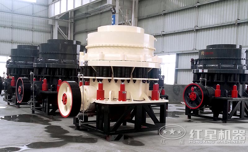 全液壓、復(fù)合式以及彈簧式圓錐破碎機(jī)工作原理一樣，結(jié)構(gòu)自成一體