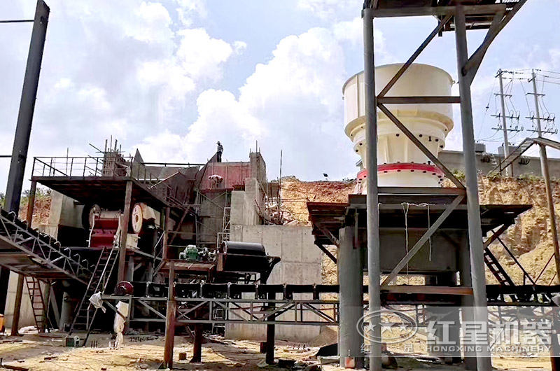 顎式破碎機與圓錐破現場 顎式破碎機與圓錐破現場