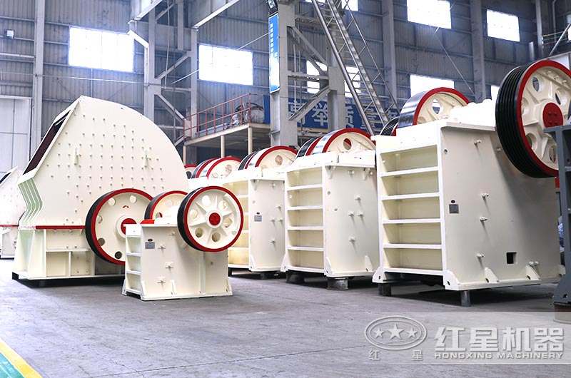 顎式破碎機廠家現(xiàn)貨圖 顎式破碎機廠家現(xiàn)貨圖