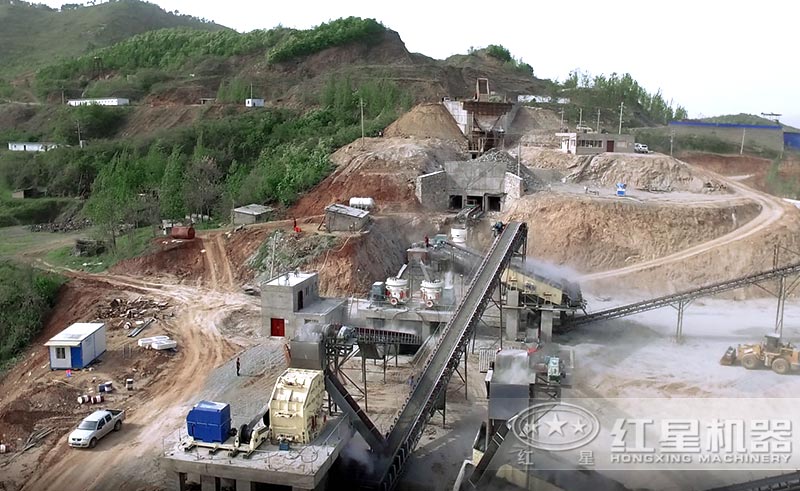 配置較高的生產(chǎn)線現(xiàn)場(chǎng) 配置較高的生產(chǎn)線現(xiàn)場(chǎng)