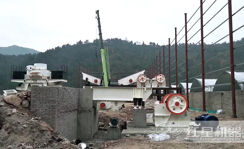 煤矸石制砂生產線安裝中