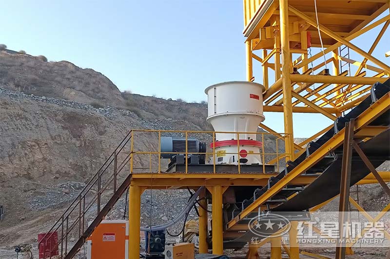 機(jī)制砂石骨料生產(chǎn)線主機(jī)設(shè)備--單缸液壓圓錐破碎機(jī) 機(jī)制砂石骨料生產(chǎn)線主機(jī)設(shè)備--單缸液壓圓錐破碎機(jī)