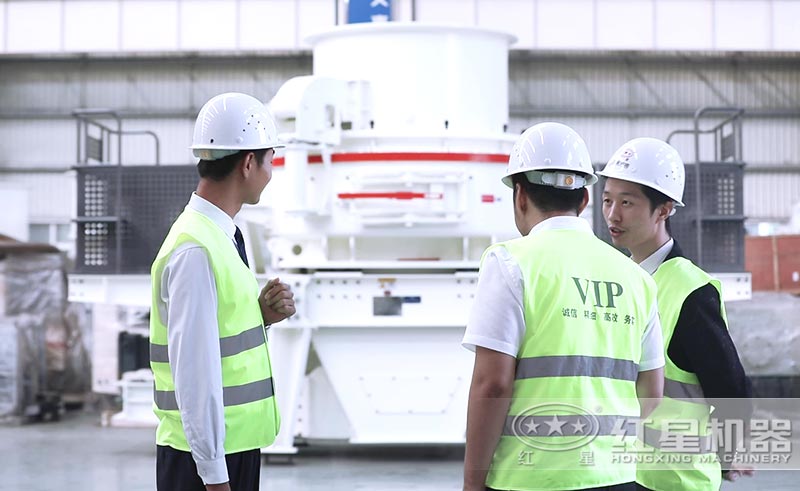 客戶來廠考察全套破碎制砂設(shè)備 客戶來廠考察全套破碎制砂設(shè)備