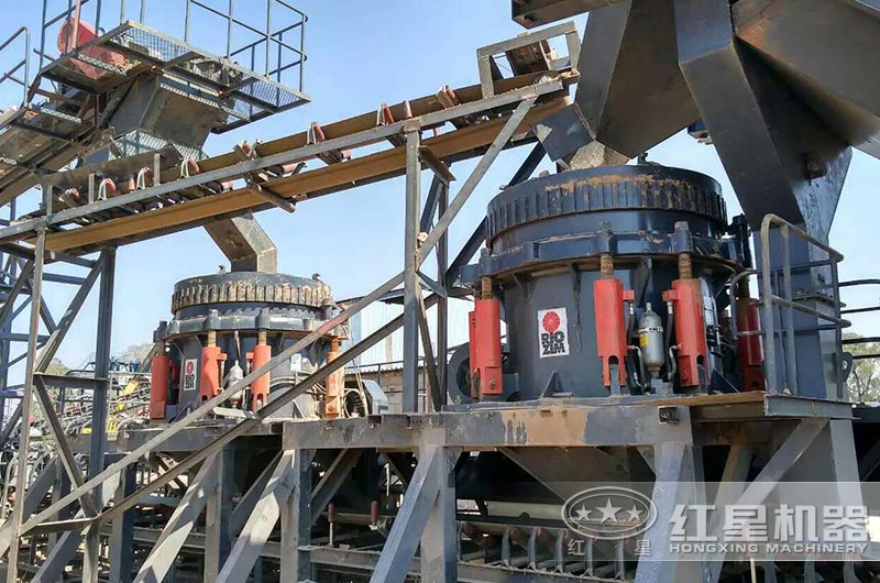 液壓圓錐式破碎機生產現場 液壓圓錐式破碎機生產現場