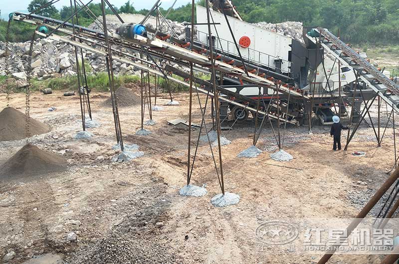 小型簡易制砂一體機生產現場