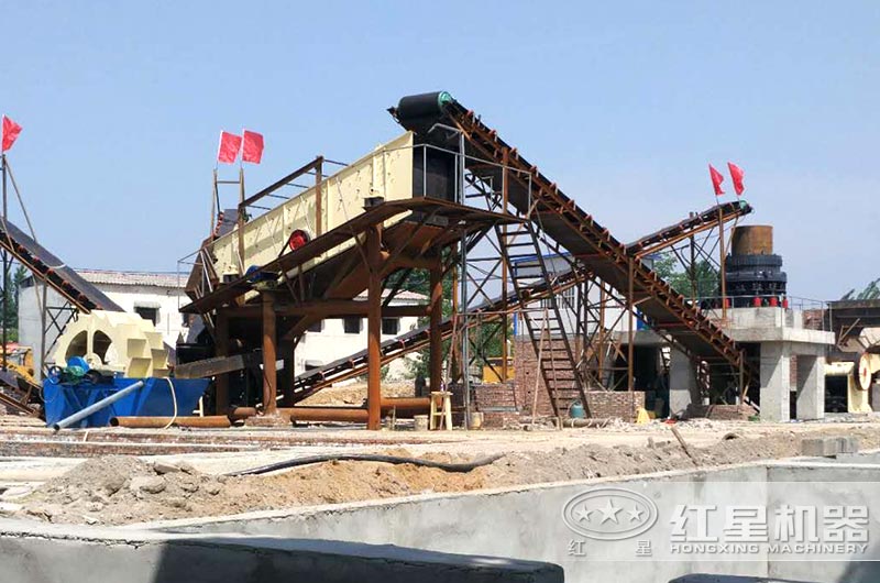 時(shí)產(chǎn)500噸制砂洗砂現(xiàn)場(chǎng)