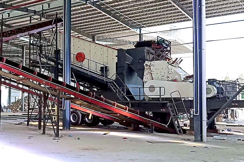 移動式反擊破碎機現場 移動式反擊破碎機現場