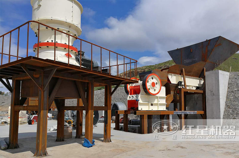 圓錐破碎機現場實拍