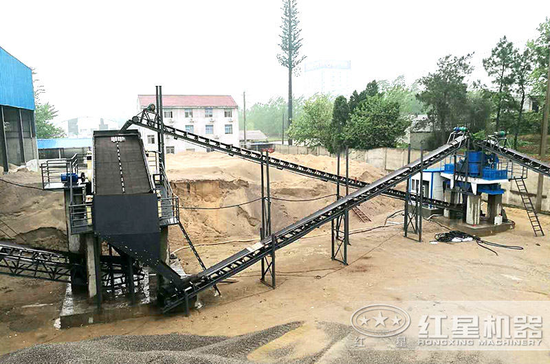 廢舊石料制砂現場圖 廢舊石料制砂現場圖