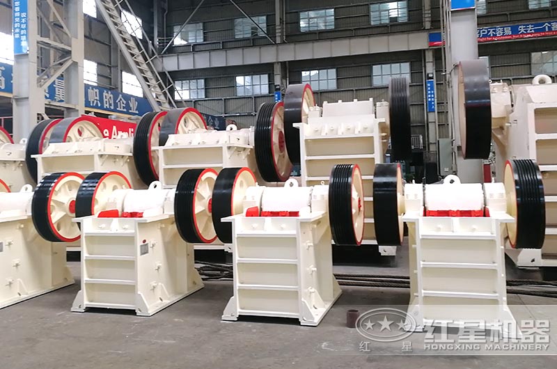 鄂破機(jī)車(chē)間不同型號(hào)