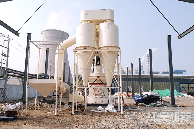 礦渣磨粉現(xiàn)場