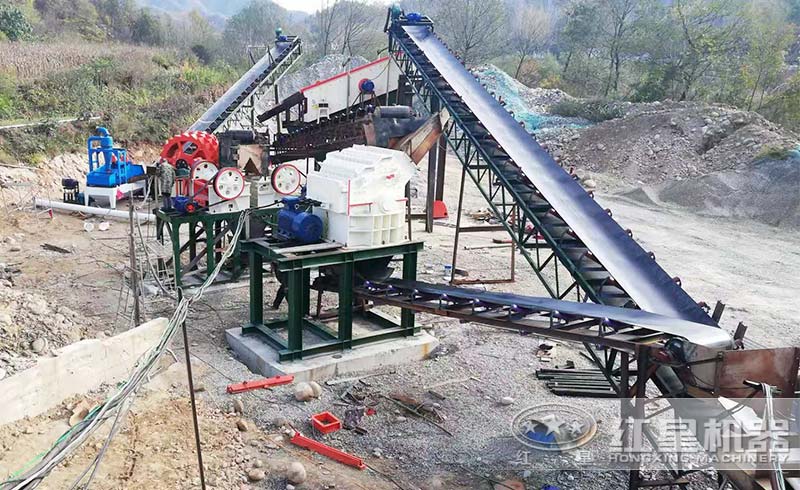 小型打沙機(jī)現(xiàn)場