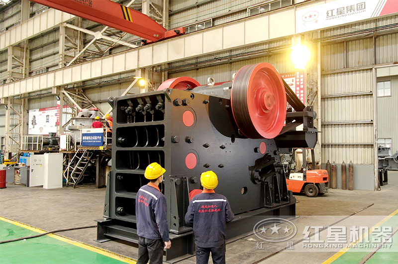 PE1200x1500顎式破碎機