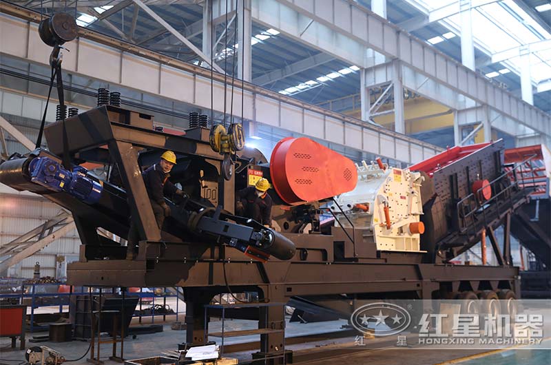 四合一小型移動(dòng)式破碎機(jī) 四合一小型移動(dòng)式破碎機(jī)