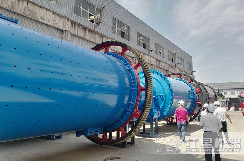 客戶考察大型球磨機(jī)廠家