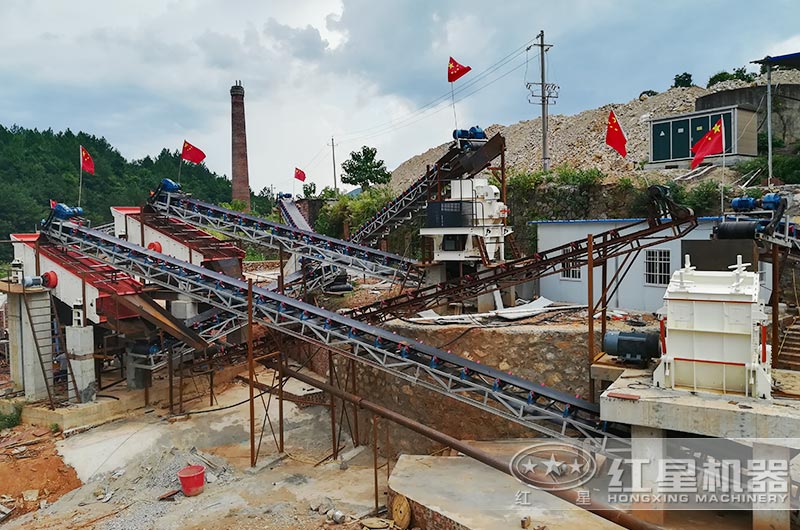 大型石料打沙生產(chǎn)線客戶現(xiàn)場實拍 大型石料打沙生產(chǎn)線客戶現(xiàn)場實拍