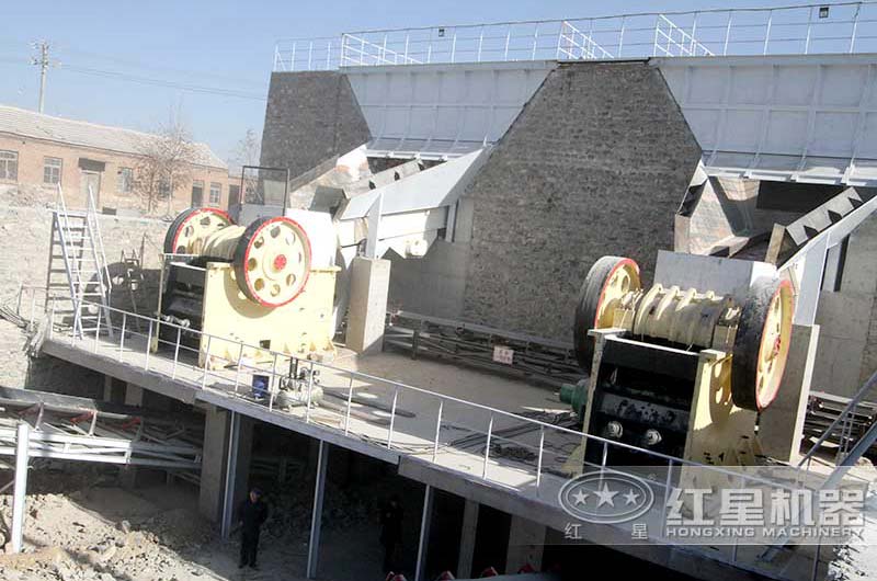 河北912顎式破碎機現場