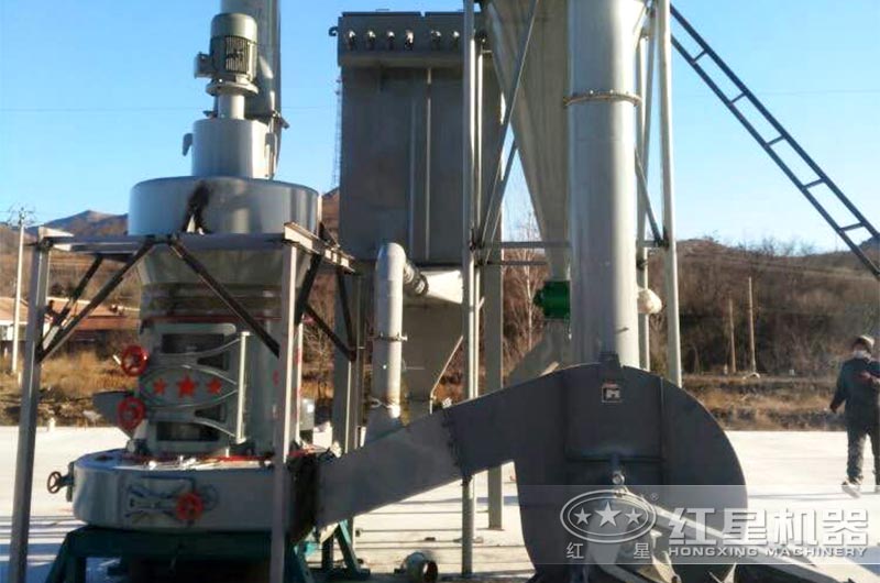 雷蒙磨機現場實拍一