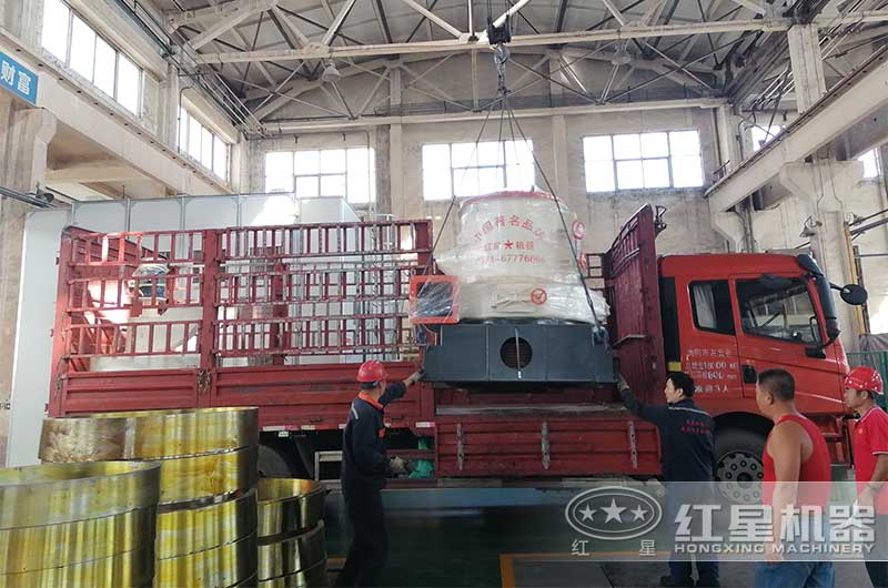 紅星機器磨粉設(shè)備發(fā)貨三 紅星機器磨粉設(shè)備發(fā)貨三