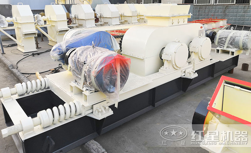 對輥制砂機實拍圖 對輥制砂機實拍圖