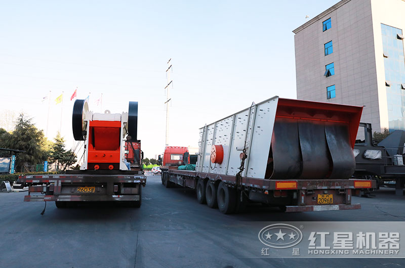 紅星鄂破機裝車發貨現場 紅星鄂破機裝車發貨現場