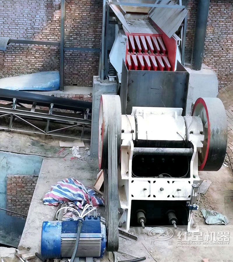 粗碎選用顎式破碎機 粗碎選用顎式破碎機