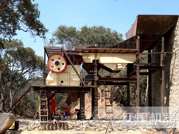 時產(chǎn)3300-500噸花崗巖處理現(xiàn)場