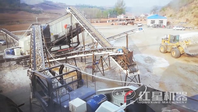 移動石料破碎生產線 移動石料破碎生產線