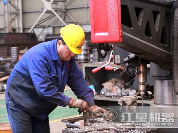 我國(guó)礦山機(jī)械的發(fā)展及創(chuàng)新 我國(guó)礦山機(jī)械的發(fā)展及創(chuàng)新