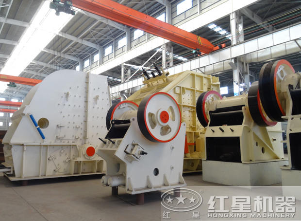 破碎機生產(chǎn)車間,破碎機大全，破碎機分類