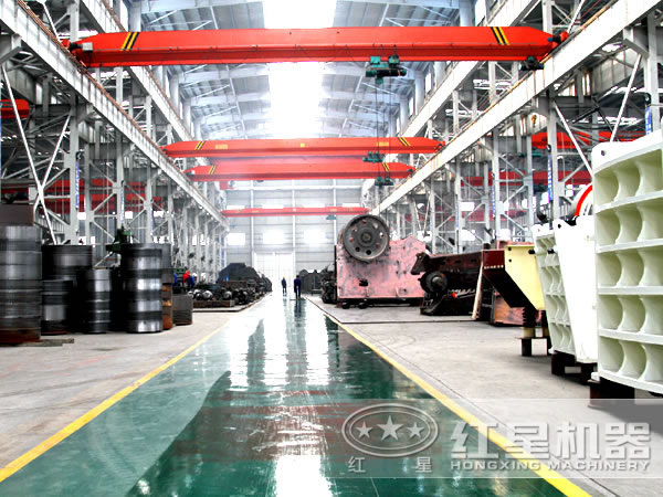 破碎機廠區(qū) 破碎機廠區(qū)