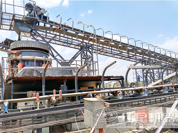 HXGYS全液壓圓錐破碎機現場作業 HXGYS全液壓圓錐破碎機現場作業