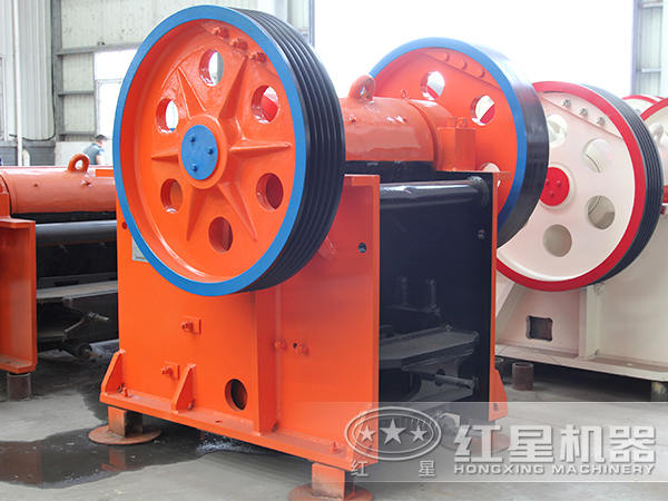 PE-150×250顎式破碎機(jī) PE-150×250顎式破碎機(jī)
