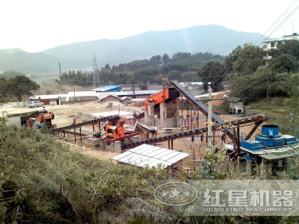 河卵石制砂機現場作業圖 河卵石制砂機現場作業圖
