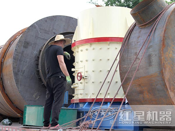 立式破碎機發(fā)貨 立式破碎機發(fā)貨