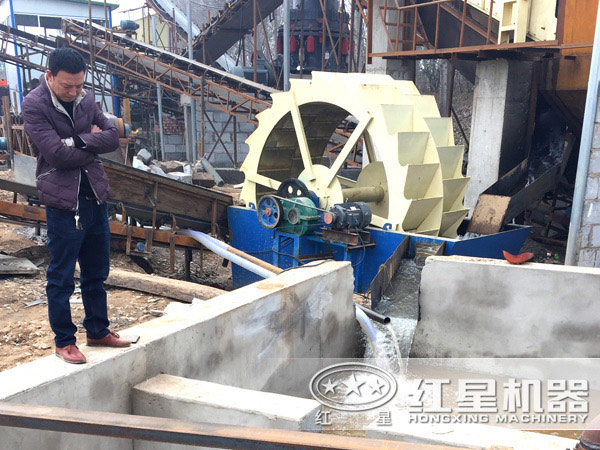 輪式洗砂機作業現場 輪式洗砂機作業現場