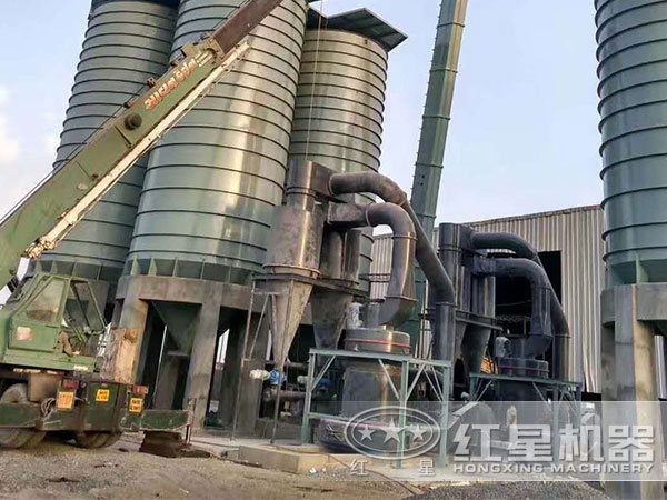 多功能制粉機作業現場 多功能制粉機作業現場