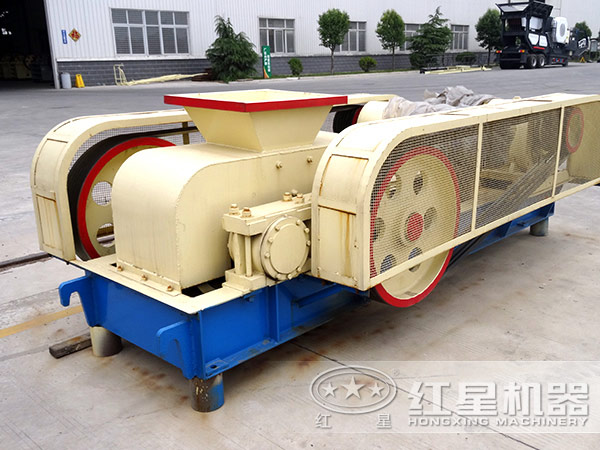 對輥式破碎機圖 對輥式破碎機圖