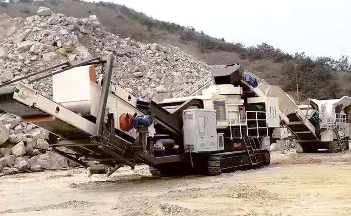移動車破石機現場作業